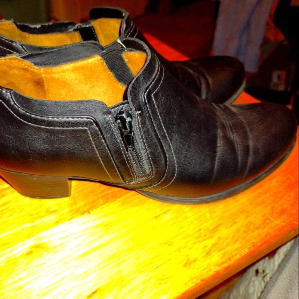 Leather boots All thru Comfort
